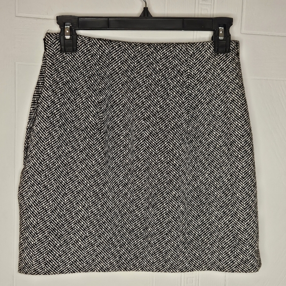 H&M Black White Tweed Wool Blend Mini Skirt Preppy Punker Businesscore Sz 4 - Picture 2 of 9